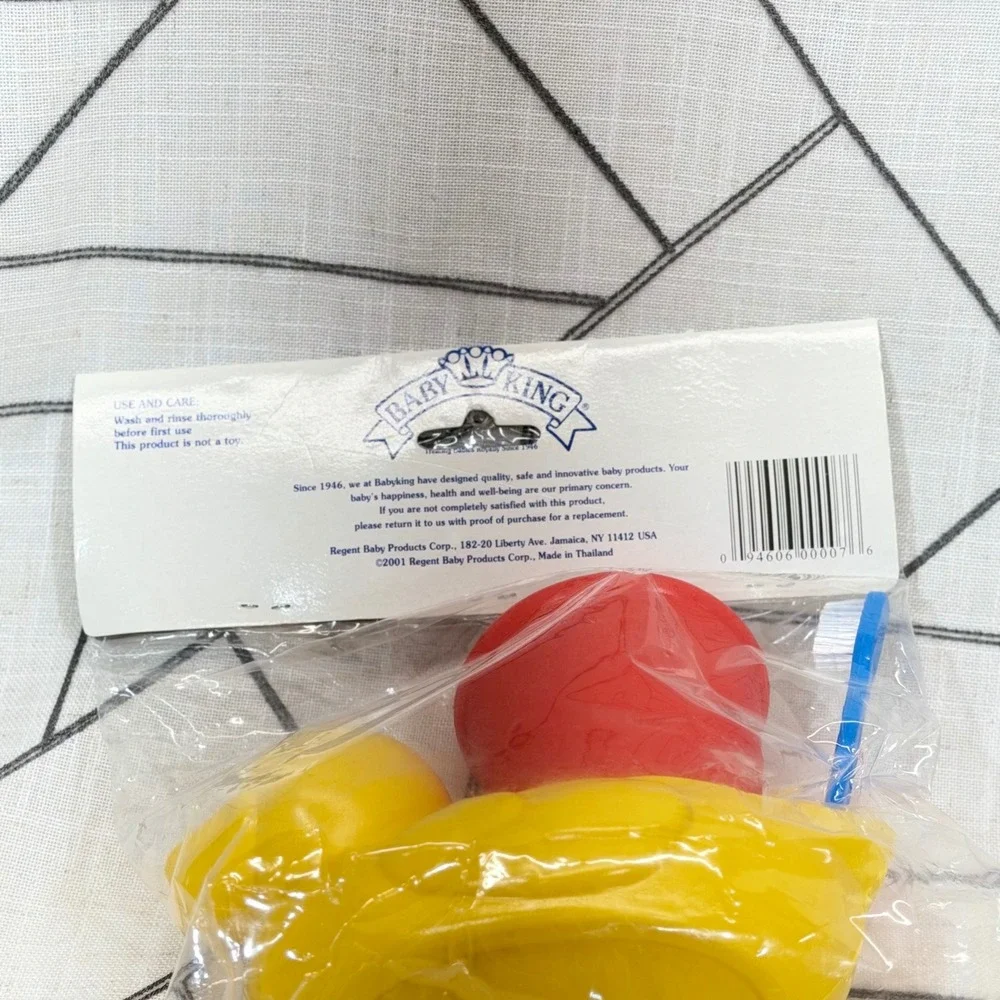 Baby King 3-Piece Bathroom‎ Set OS Yellow Duck Toothbrush Tumbler Vintage 2001
